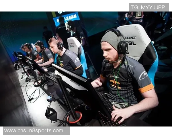 迪纳摩与布拉格斯激战正酣谁能在这场较量中笑到最后